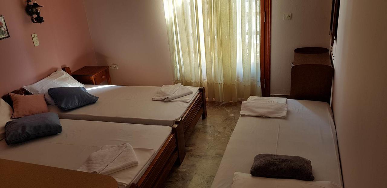 Ilios Apartments Poros Town Екстер'єр фото