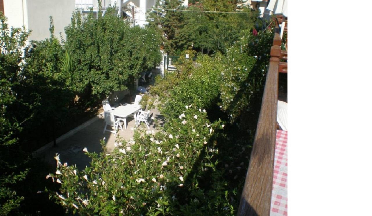 Ilios Apartments Poros Town Екстер'єр фото