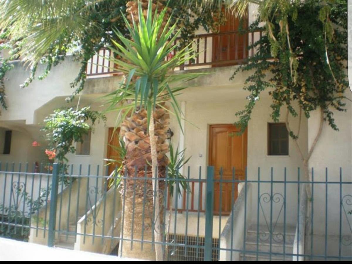 Ilios Apartments Poros Town Екстер'єр фото